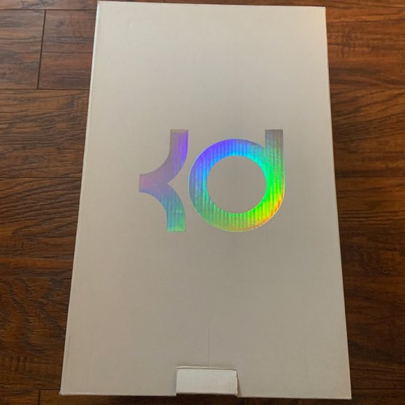 KD VI Elite WORN ONCE - Picture 2 of 7